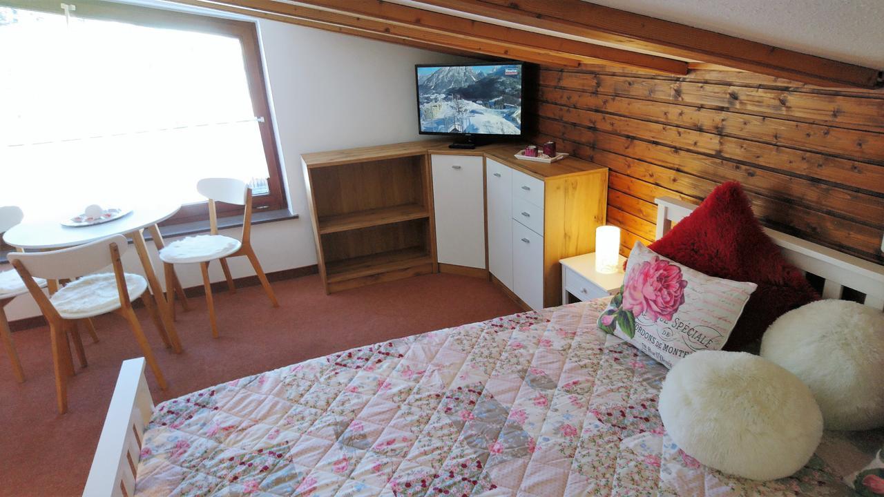 Landhaus Panorama Reutte Chambre photo
